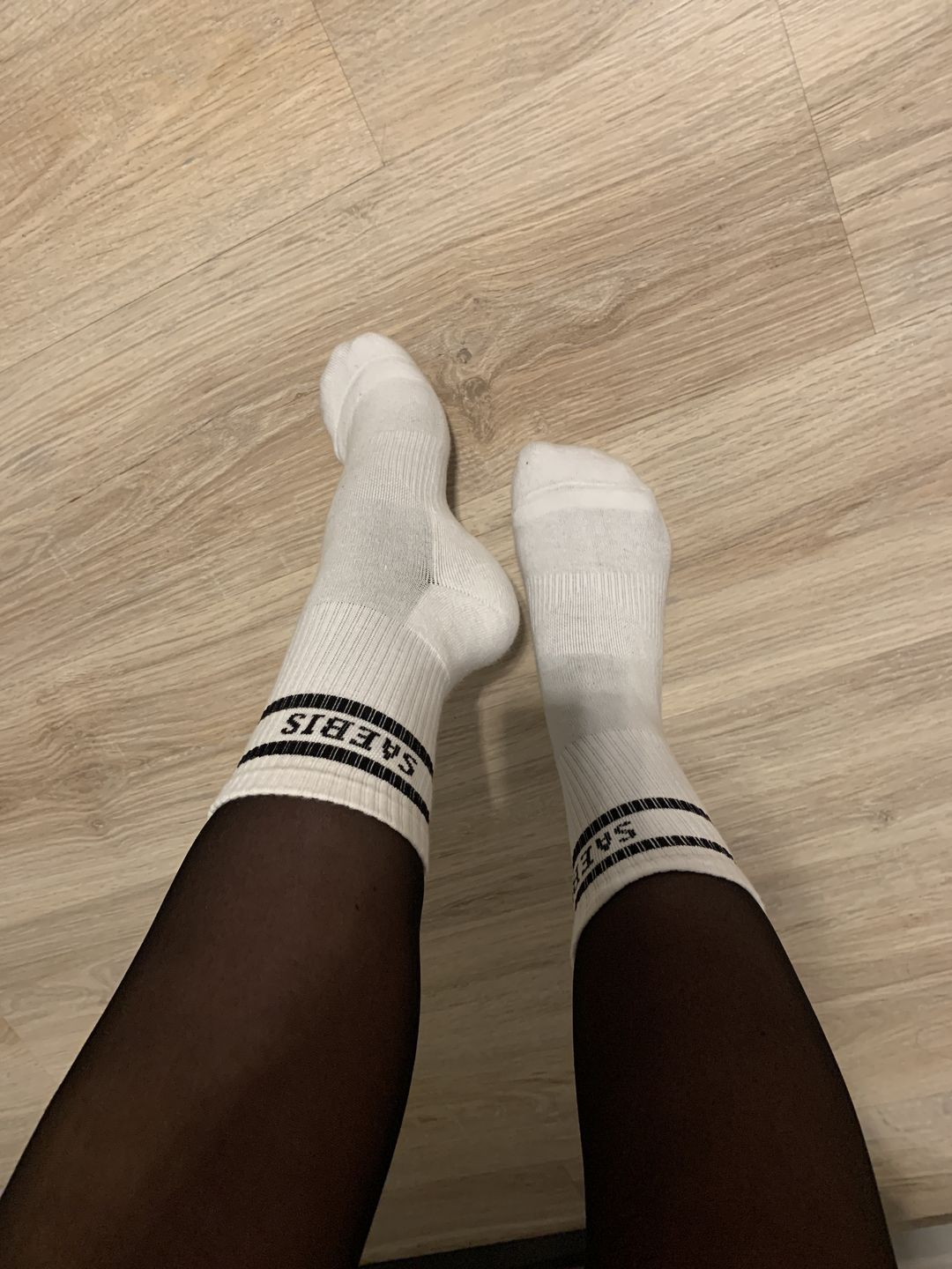Customer photo review of SAEBIS® 5er SET weiße Retro Sport Socken mit schwarzen Streifen