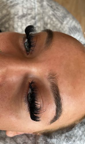 Customer photo review of 0.07 Easy Fan Russian Volume Cashmere Lashes (16 lines)