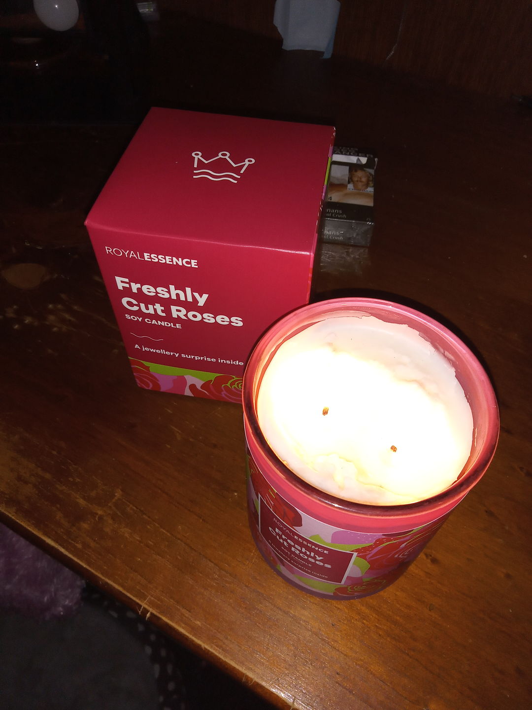 Customer photo review of Freshly Cut Roses (Candle)