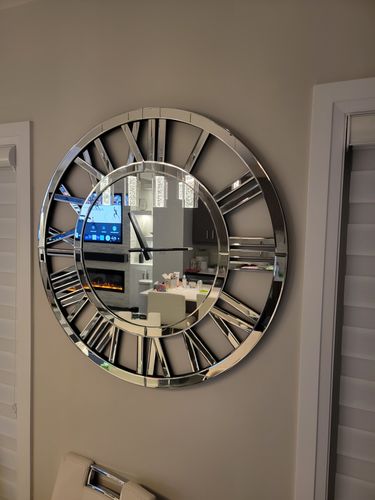 Customer photo review of 32" Luxury Real Mirrored Clock