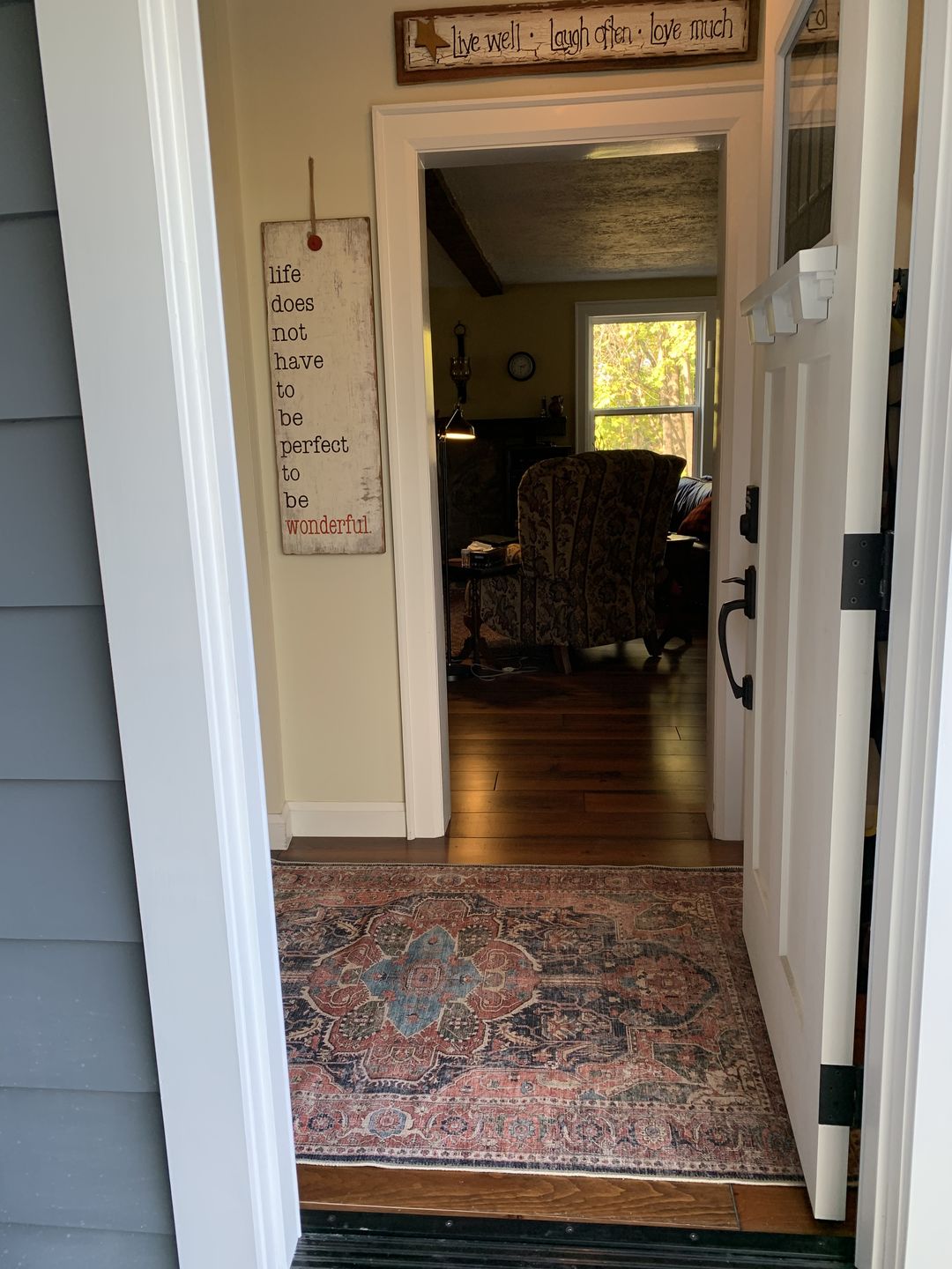 Customer photo review of Distressed Vintage Kendra Area Rug