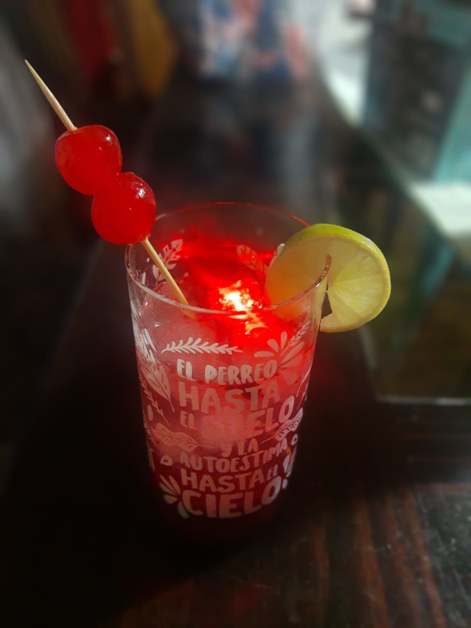 Customer photo review of Vaso Feminista Girl Power Juego de 6 Vasos