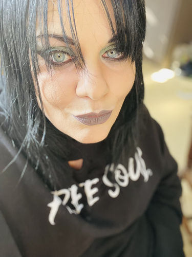 Customer photo review of 145 - Free Soul Crop Hoodie