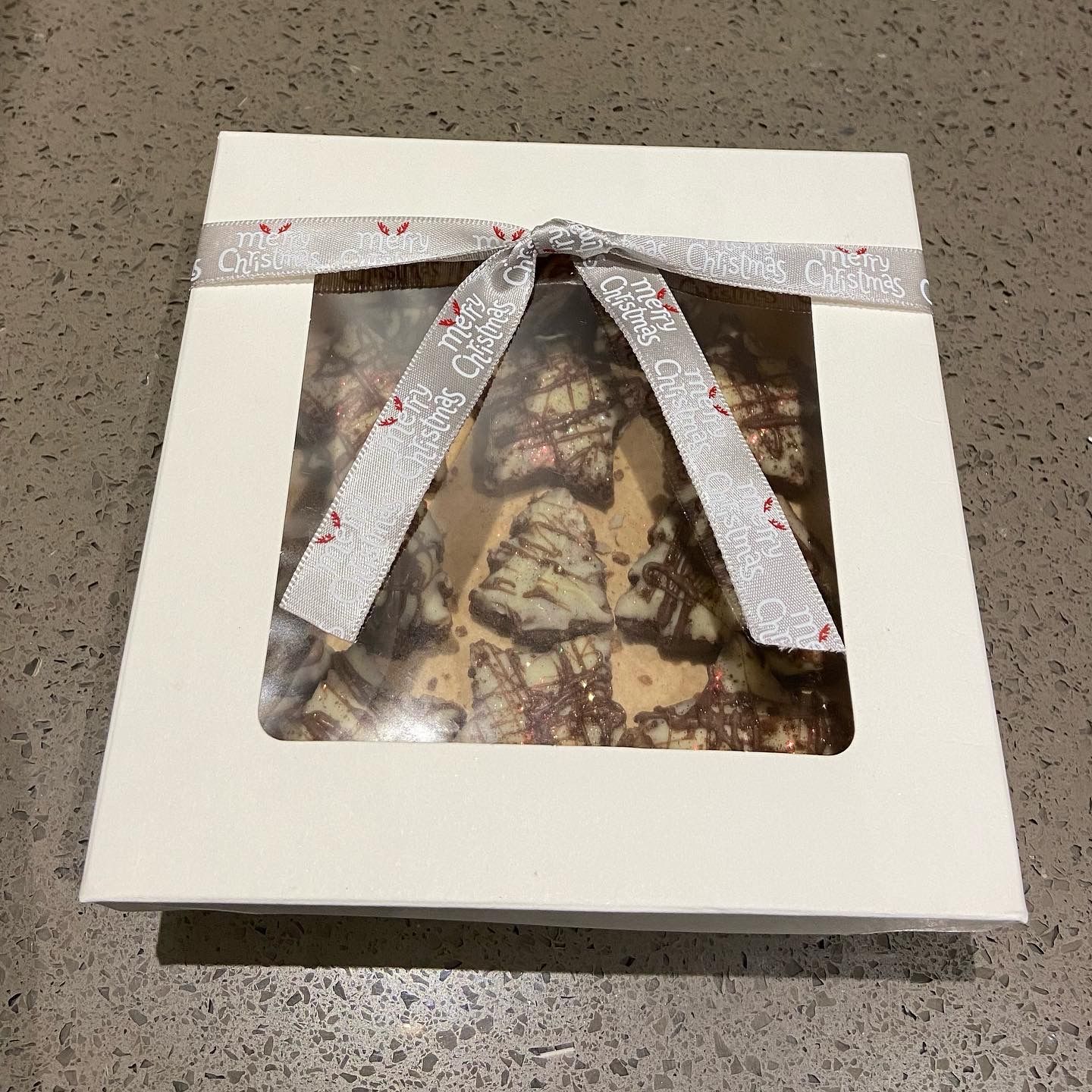 Customer photo review of Premium Cardboard Takeaway Boxes With Lid And Window