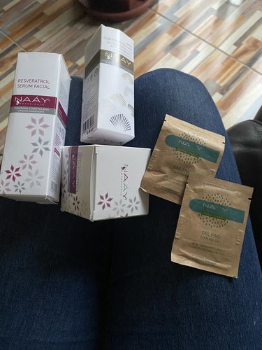 Customer photo review of Pack Serum + contorno de ojos + crema facial de resveratrol