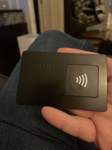 Customer photo review of Signature Metal Card | Black