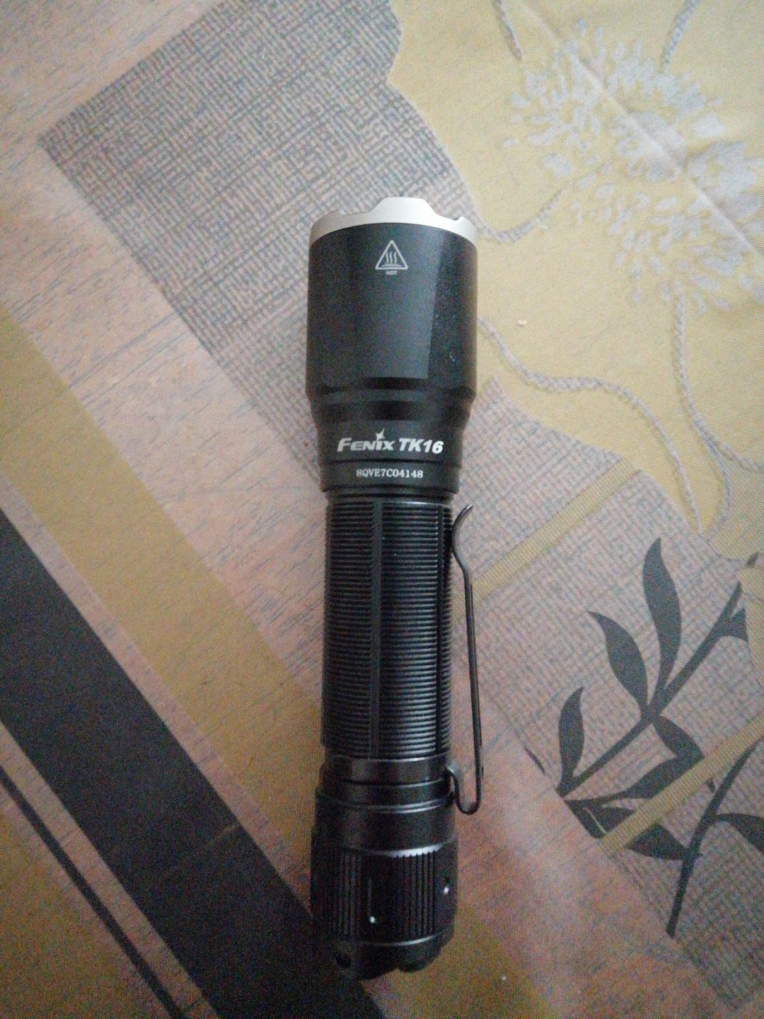 Customer photo review of Fenix TK16 V2.0 - 3100 Lumens - double commutateur arrière - pack complet