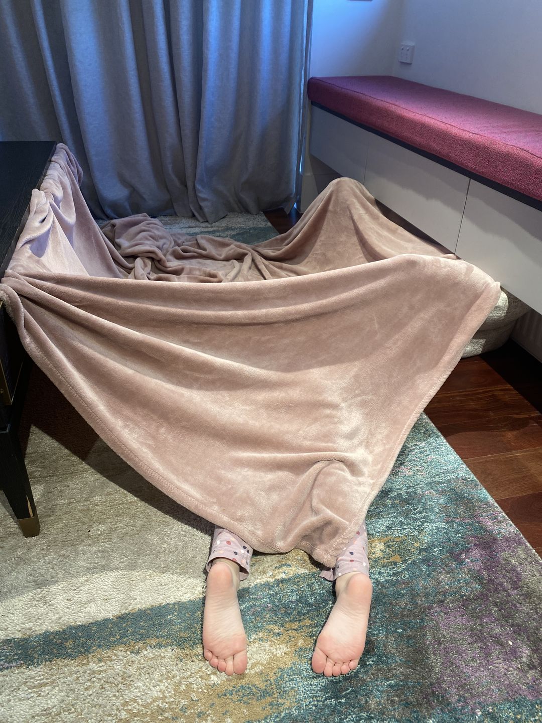 Customer photo review of BiggerBee Minky Throw Blanket Solid Dusty Pink