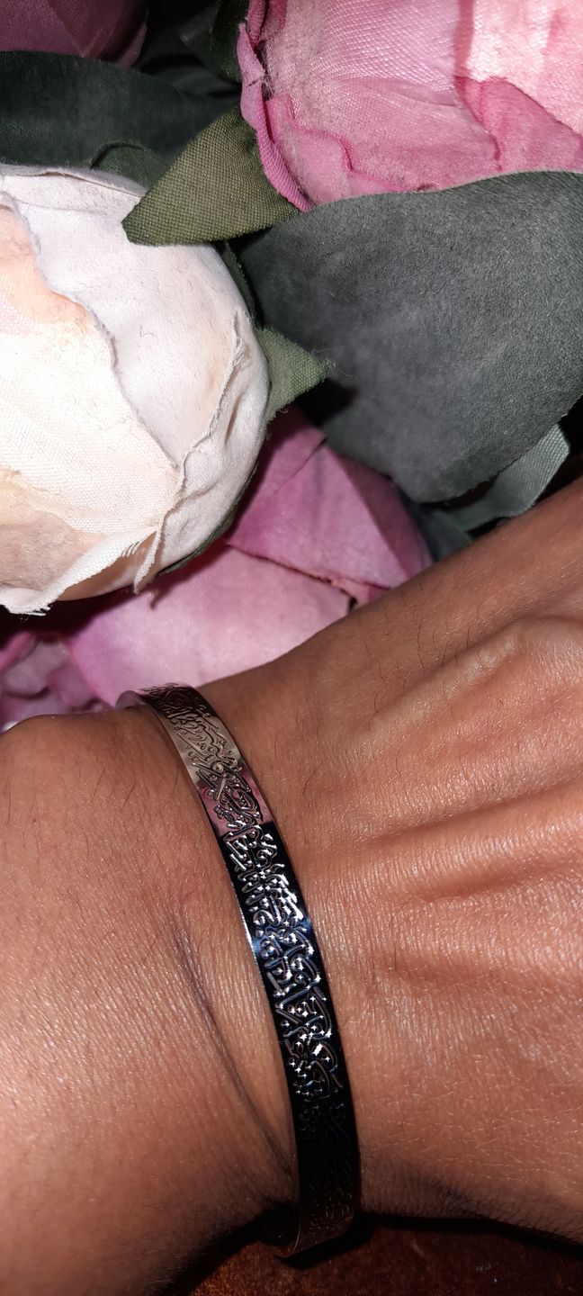 Customer photo review of Ayatul Kursi Cuff