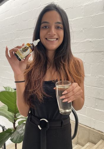 Customer photo review of Hair & Nail Herbs Tincture