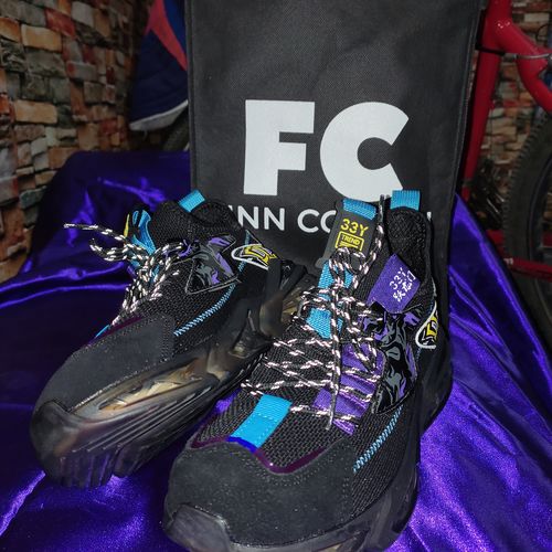 Customer photo review of Blitz 1.0 Sneakers