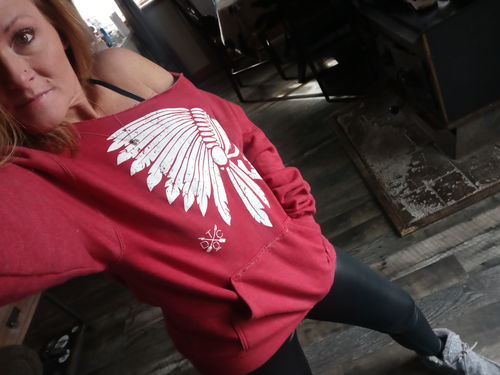 Customer photo review of 3 - Apache Wide Neck Sweatshirt