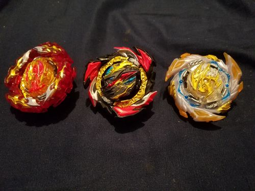 Customer photo review of [IN-STOCK] Takara Tomy Beyblade BURST Dynamite Battle B-191 Overdrive Special Starter Set