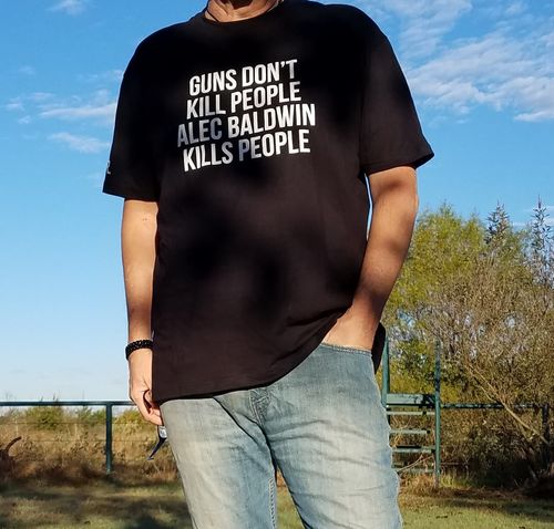 Customer photo review of Guns Don't Kill People Men's Apparel