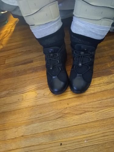 Customer photo review of PANDERE Ankle Socks with Relaxed Fit Tops - Bundle of 3 pair
