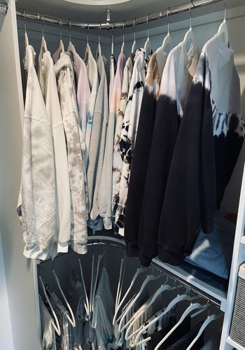 Customer photo review of Neil Sweatshirt - Onyx