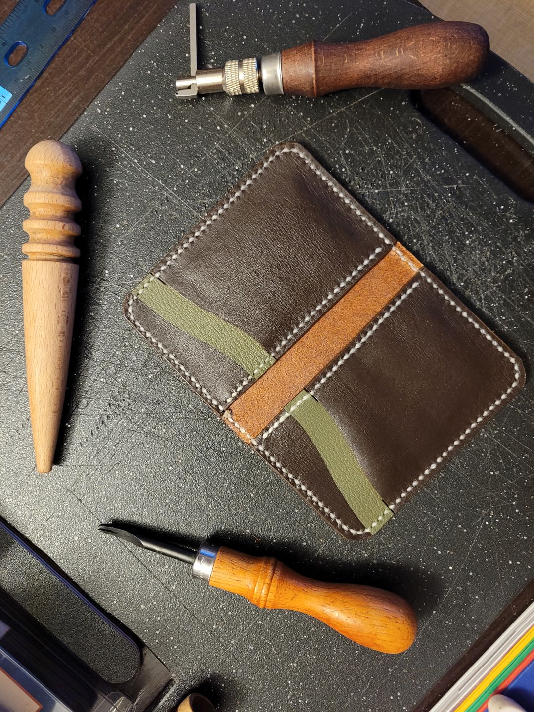 Customer photo review of No.52 | Leather Vertical Wallet (Digital Pattern)