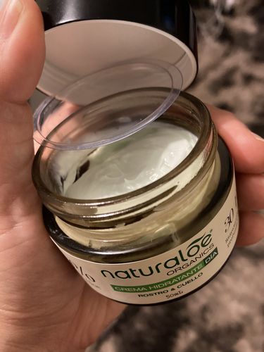 Customer photo review of Crema Hidratante Día SPF30 50ml