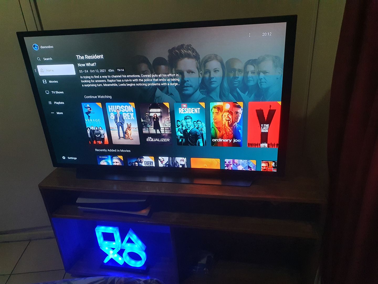 Customer photo review of PlayStation Icons Light PS5 XL