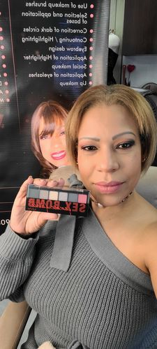 Customer photo review of Paleta de Sombra The Sex Bomb NYX - Venta al por mayor Pack 6 Unidades (K4106101)