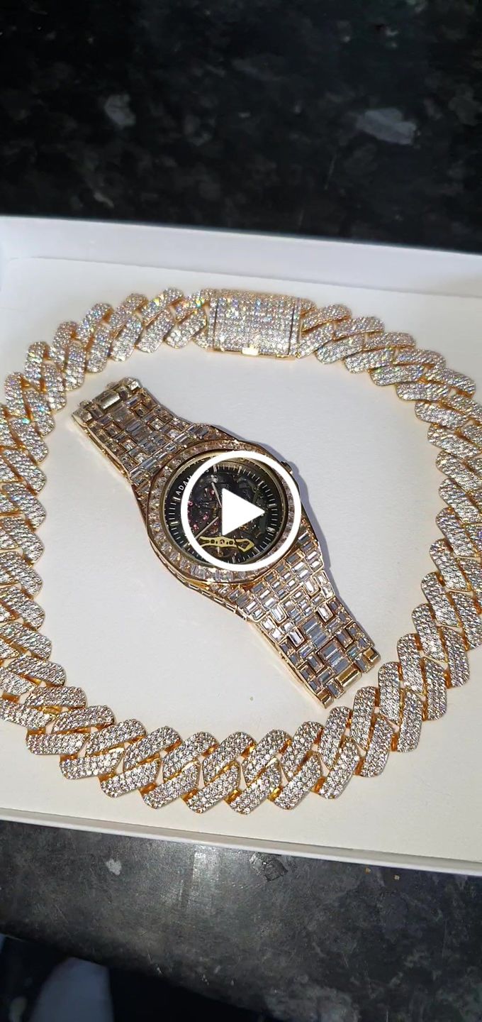 Customer video review of Adamans Baguette Watch - Gold