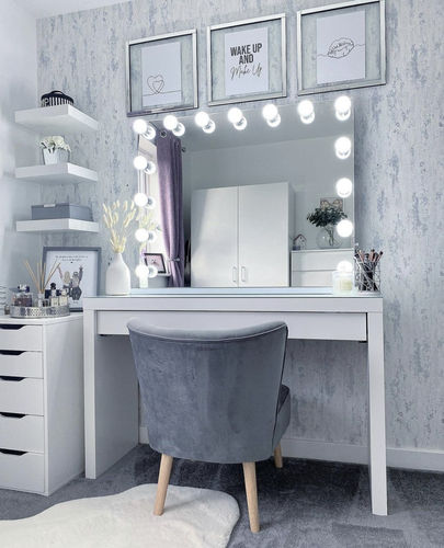 Customer photo review of Hollywood Mirror Large "Angel"