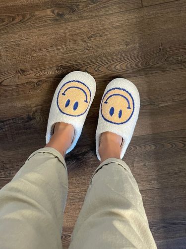 Customer photo review of Chica Athletica - Smiley Slides