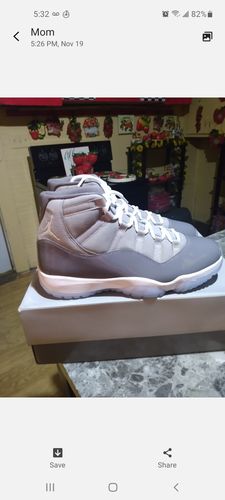 Customer photo review of 2021 Air Jordan 11 “Cool Grey” Early Pairs