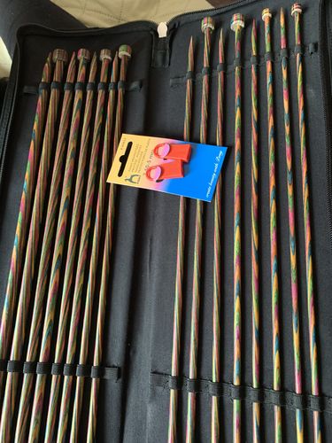Customer photo review of Symfonie: KNIT PRO KNITTING NEEDLES Set of 8 Pairs: 30cm , 35cm or 40cm