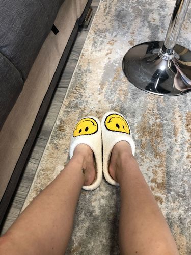 Customer photo review of Chica Athletica - Smiley Slides