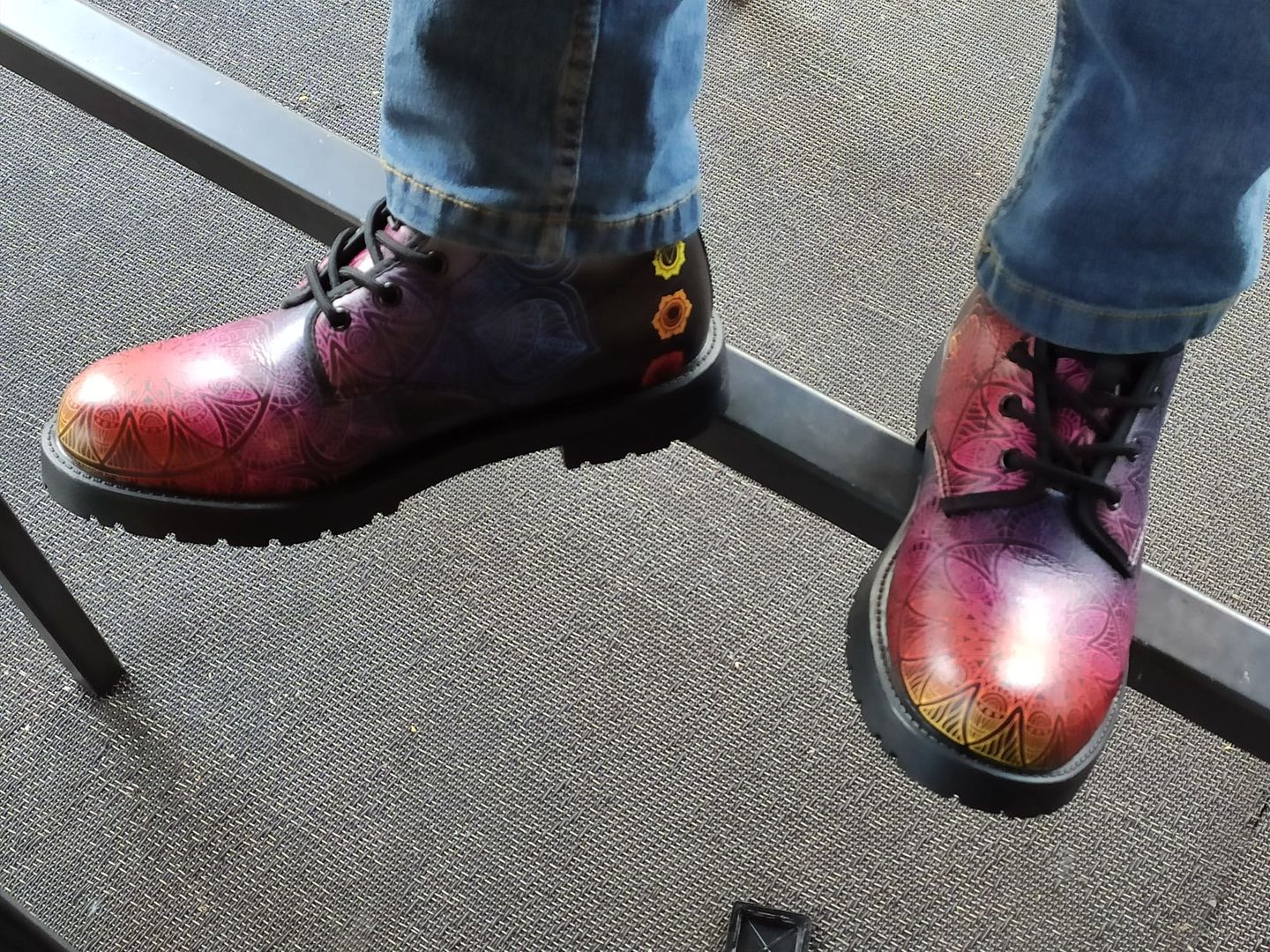 Customer photo review of Boots Chakra