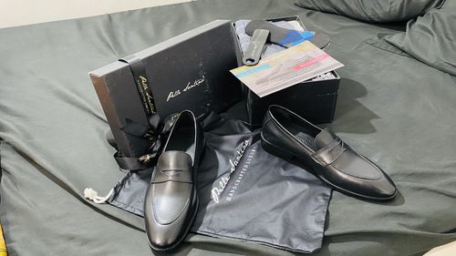 Customer photo review of Full Black Penny Loafers