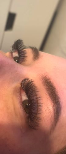 Customer photo review of PRO MADE 10D 0.05 RUSSIAN FANS (LOOSE BOX OF 500)