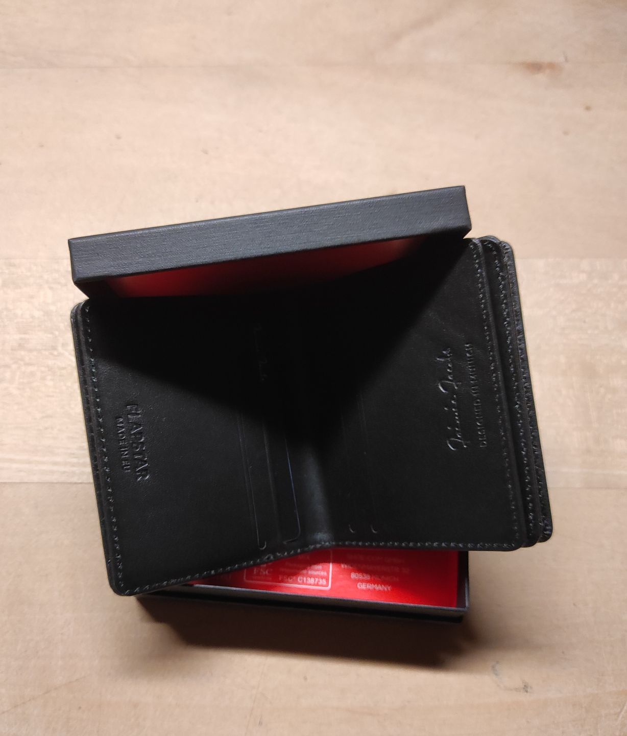 Customer photo review of Flapstar Magic Wallet with coin pocket