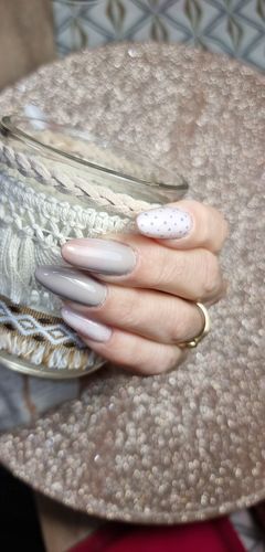 Customer photo review of Premium Liquid Gel Didier Lab  Milky Pink