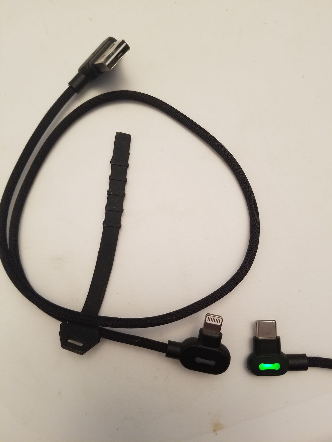 Customer photo review of Titan Smart Cable™ (3-Pack)