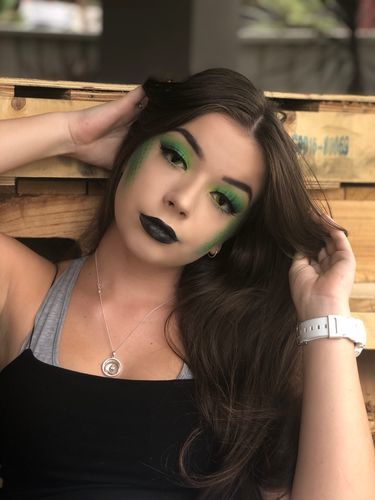 Customer photo review of MOJOSEE Reptile Glow Yellow Colored Contact Lenses