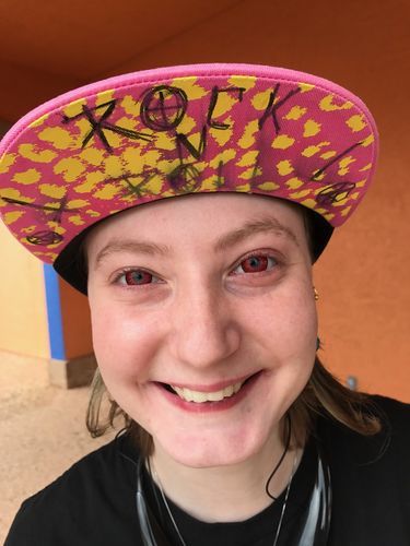 Customer photo review of MOJOSEE Vika tricolor Red-brown Colored Contact Lenses