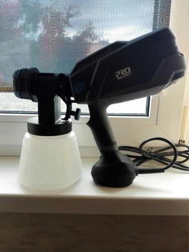 Customer photo review of Spray Gun , DKSG55K1/20VDKCX01 High Power Electric Paint Sprayer,3 Nozzle & 800 ml Large capacity,HVLP, Easy Spraying by DEKO