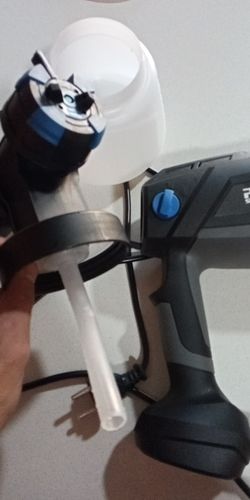 Customer photo review of Spray Gun , DKSG55K1/20VDKCX01 High Power Electric Paint Sprayer,3 Nozzle & 800 ml Large capacity,HVLP, Easy Spraying by DEKO
