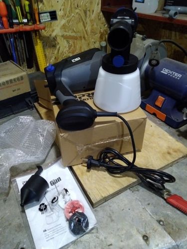 Customer photo review of Spray Gun , DKSG55K1/20VDKCX01 High Power Electric Paint Sprayer,3 Nozzle & 800 ml Large capacity,HVLP, Easy Spraying by DEKO
