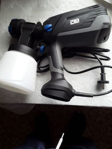 Customer photo review of Spray Gun , DKSG55K1/20VDKCX01 High Power Electric Paint Sprayer,3 Nozzle & 800 ml Large capacity,HVLP, Easy Spraying by DEKO