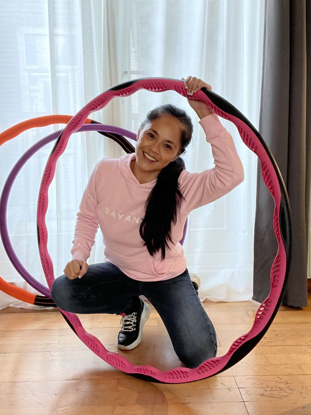 Customer photo review of Powerhoop Deluxe Pink - with Adjustable Weight