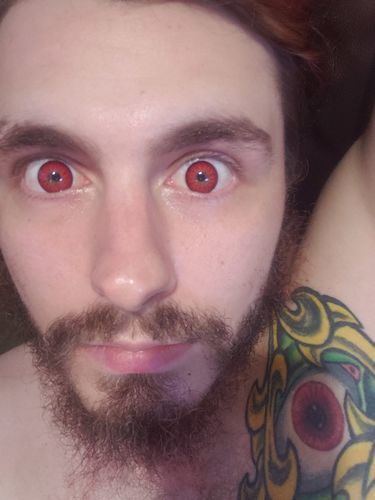 Customer photo review of MOJOSEE Anime Red Colored Contact Lenses