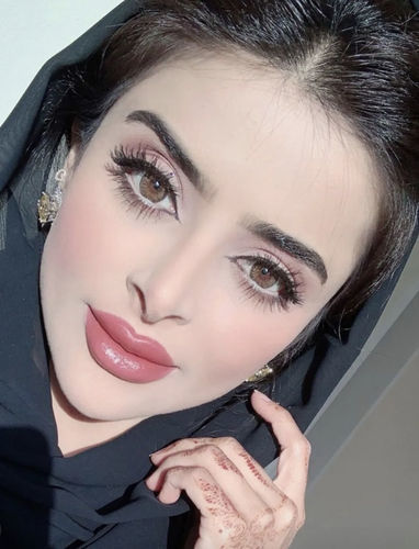 Customer photo review of MOJOSEE New 3 tone Brown Colored Contact Lenses