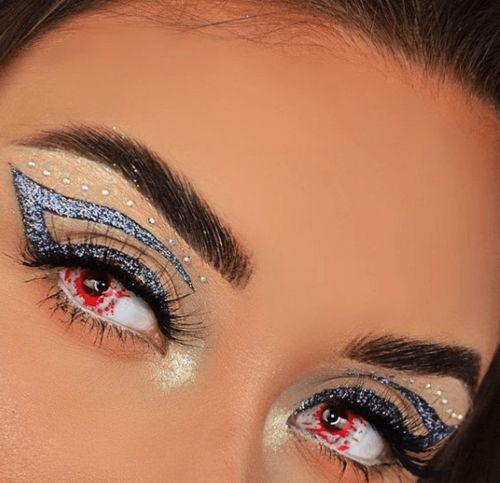 Customer photo review of MOJOSEE Zombie Blood Colored Contact Lenses