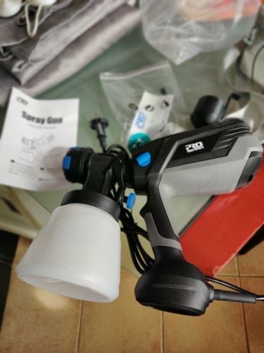 Customer photo review of Spray Gun , DKSG55K1/20VDKCX01 High Power Electric Paint Sprayer,3 Nozzle & 800 ml Large capacity,HVLP, Easy Spraying by DEKO