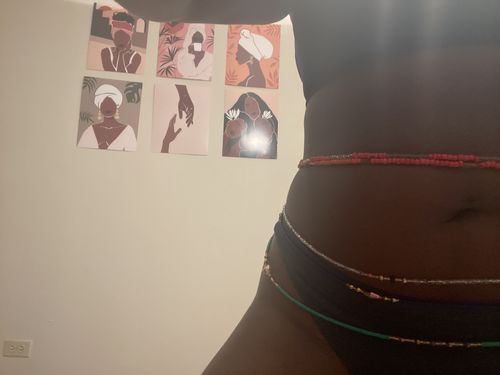 Customer photo review of Lux Blue Waist Beads