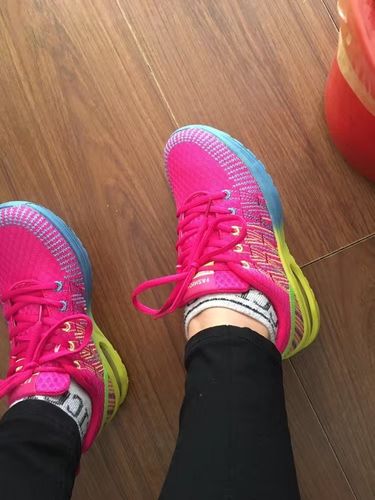 Customer photo review of Chaussures confortables tout usage pour femmes