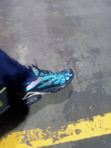 Customer photo review of Nike x Skepta Air Max Tailwind 5 'Bright Blue'